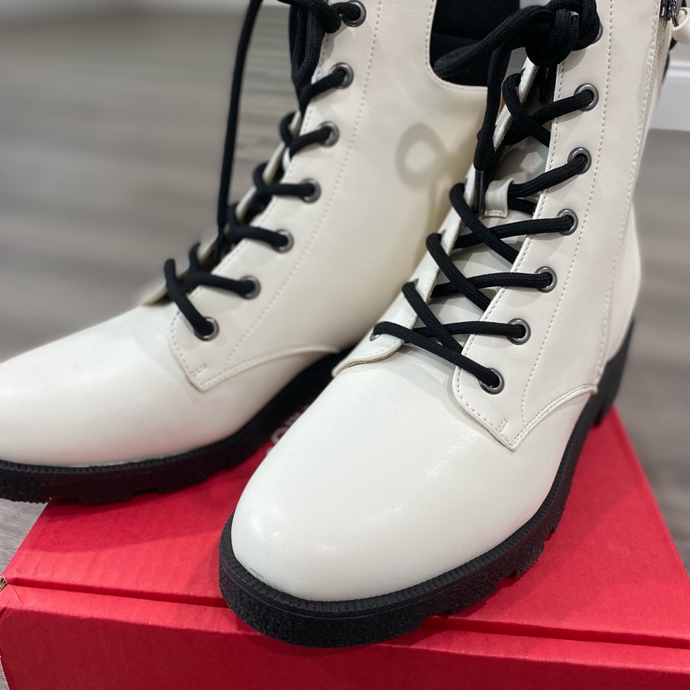 Dr Schoolls Tyler womens white combat boots